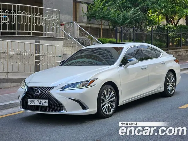 LEXUS ES300H — из Кореи под ключ