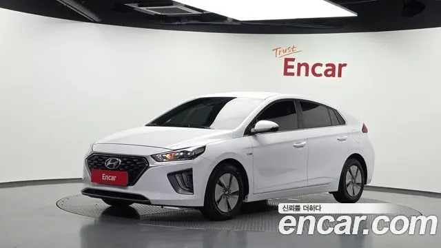 HYUNDAI IONIQ HYBRID 2020
