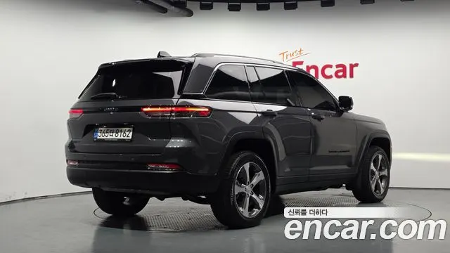 JEEP GRAND CHEROKEE — из Кореи под ключ