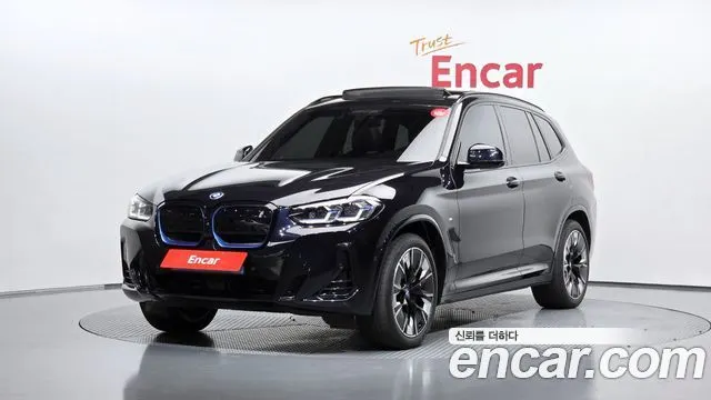 BMW IX3 2024