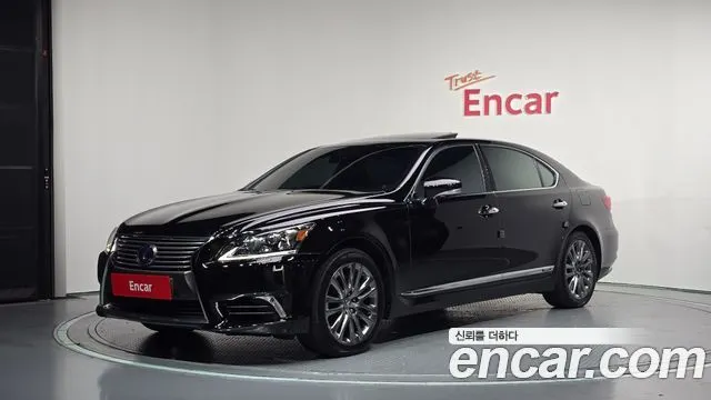 LEXUS LS600HL — из Кореи под ключ