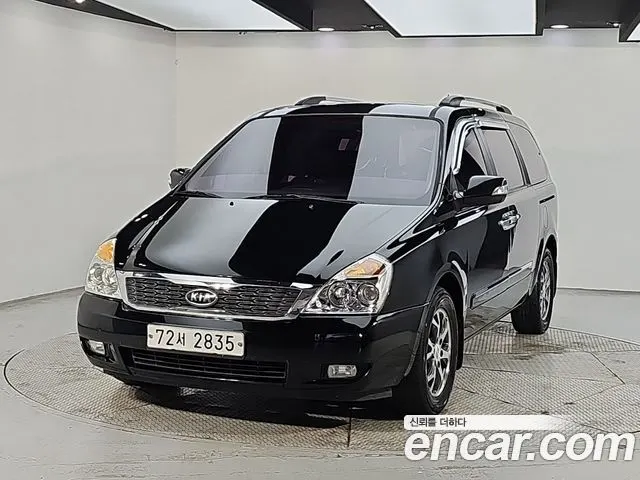 KIA CARNIVAL R 2014