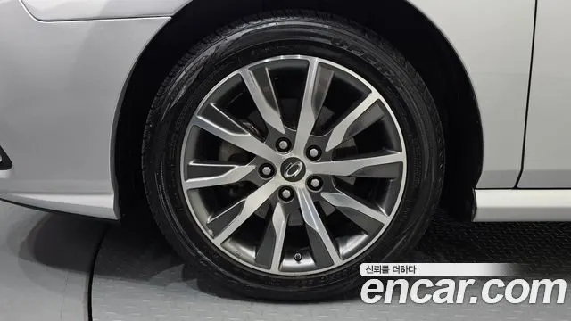 RENAULT KOREA SM5 NOVA 2018 — 38 152 км, серебристо-серый, Корея — под ключ — фото 5
