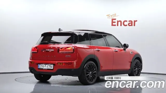 MINI COOPER CLUBMAN 2024
