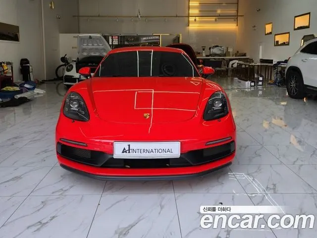 PORSCHE 718 CAYMAN 2018