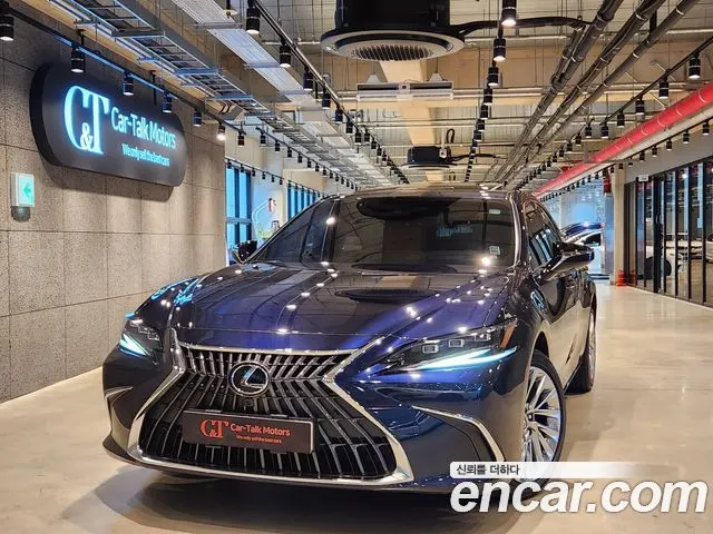 LEXUS ES300H — из Кореи под ключ
