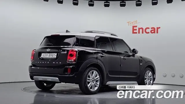 MINI COOPER COUNTRYMAN 2018