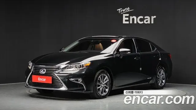LEXUS ES300H — из Кореи под ключ