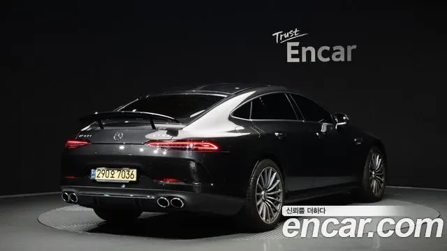MERCEDES-BENZ AMG GT 2021