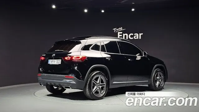 MERCEDES-BENZ GLA-CLASS H247 2023