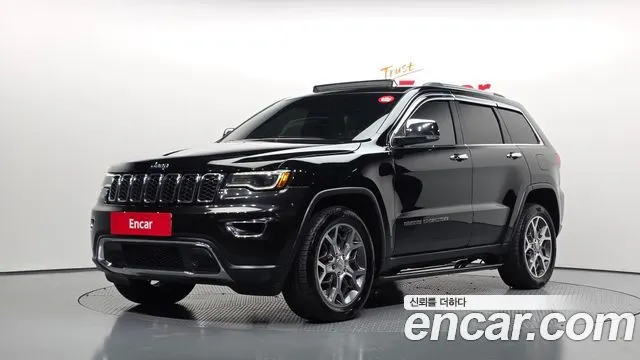 JEEP GRAND CHEROKEE 2020