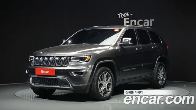 JEEP GRAND CHEROKEE 2019