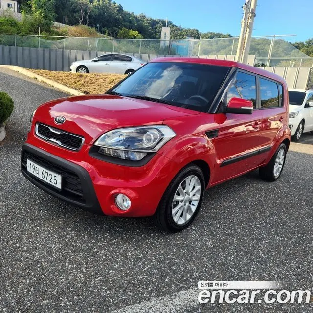 KIA SOUL 2012