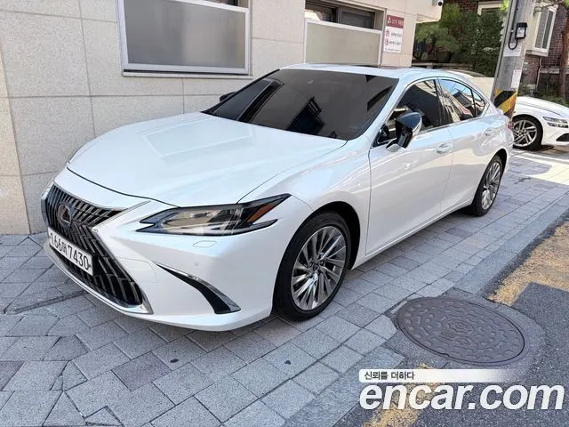 LEXUS ES300H — из Кореи под ключ