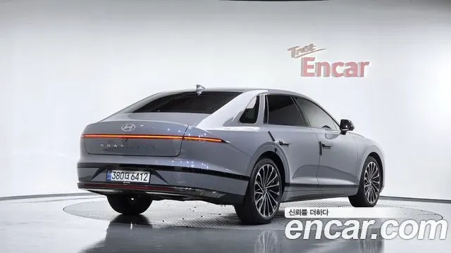 HYUNDAI GRANDEUR HYBRID — из Кореи под ключ