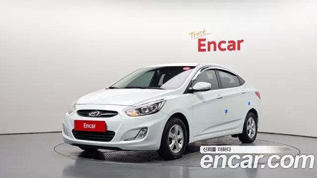 HYUNDAI ACCENT 2015