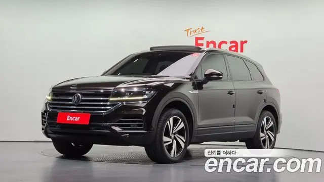 VOLKSWAGEN TOUAREG 2020