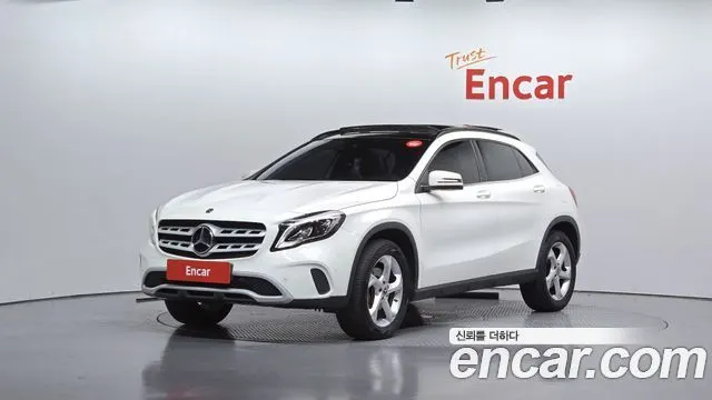 MERCEDES-BENZ GLA-CLASS X156 2018