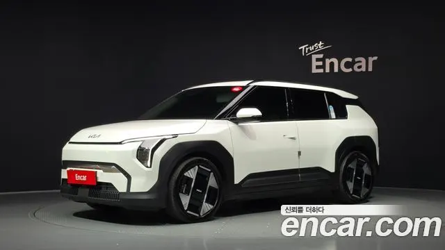 KIA EV3 2025
