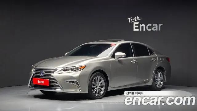 LEXUS ES300H 2017