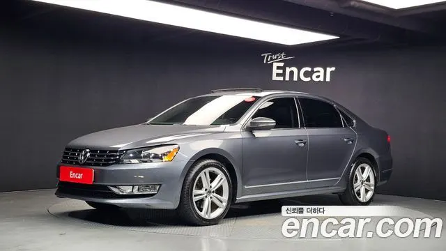 VOLKSWAGEN PASSAT 2014