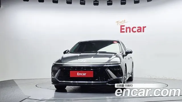 HYUNDAI SONATA HYBRID 2024