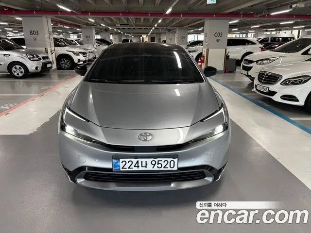 TOYOTA PRIUS 2024