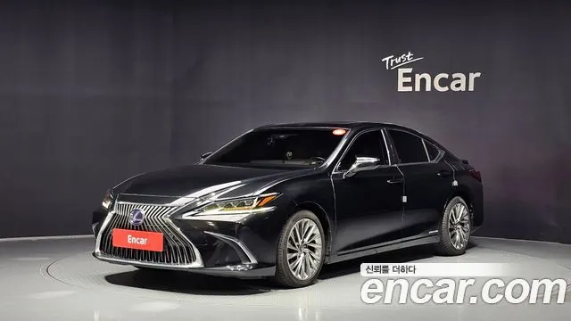 LEXUS ES300H 2021