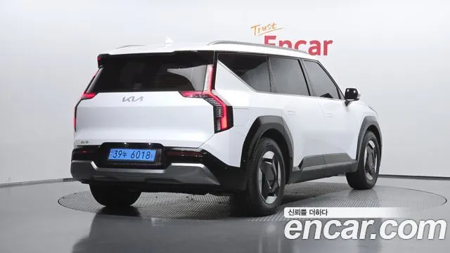 KIA EV9 2024