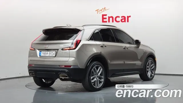CADILLAC XT4 2023