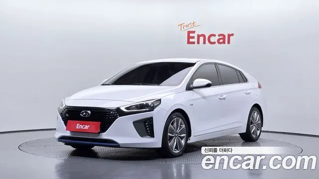 HYUNDAI IONIQ HYBRID 2018