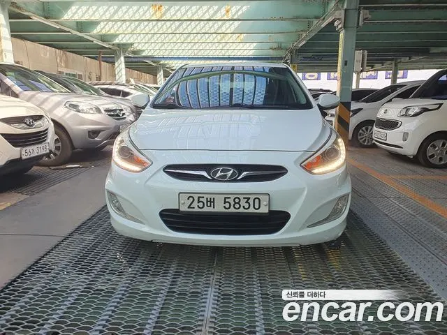HYUNDAI ACCENT 2014