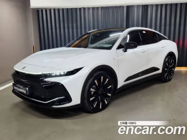 TOYOTA CROWN CROSSOVER 2026