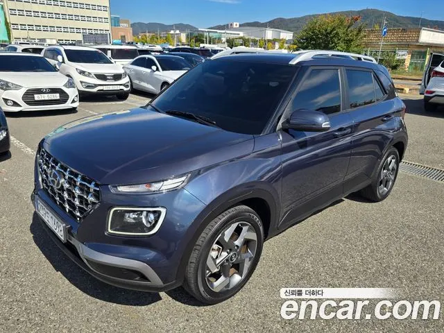 HYUNDAI VENUE 2023