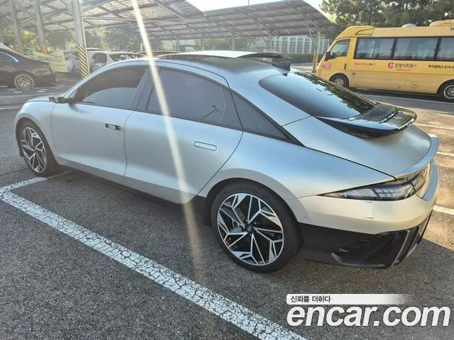 HYUNDAI IONIQ 6 2023