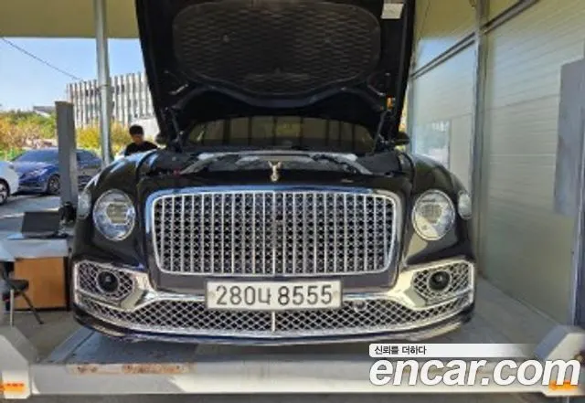 BENTLEY FLYING SPUR — из Кореи под ключ
