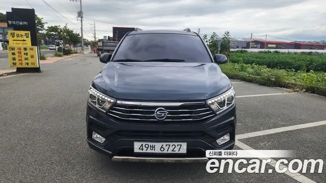 KGM KORANDO TURISMO 2019