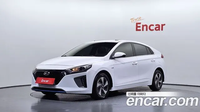 HYUNDAI IONIQ HYBRID 2018