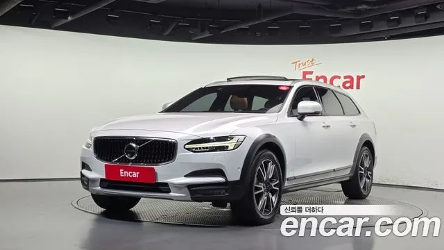 VOLVO V90 CROSS COUNTRY 2018