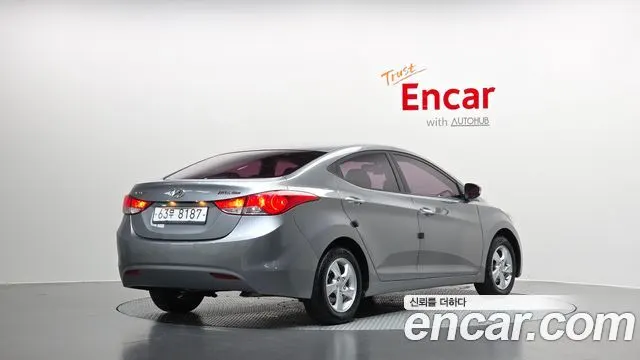HYUNDAI AVANTE — из Кореи под ключ