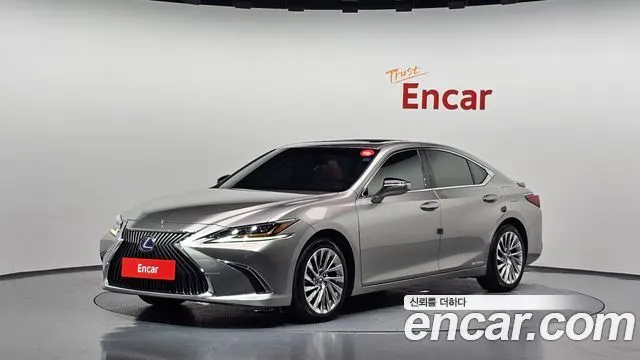 LEXUS ES300H — из Кореи под ключ