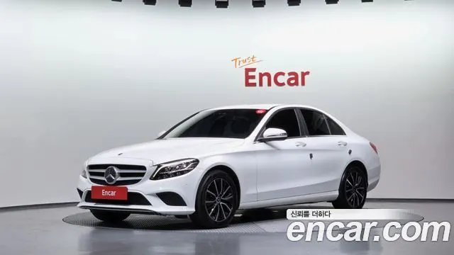 MERCEDES-BENZ C-CLASS W205 2019