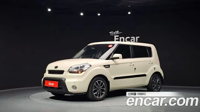 KIA SOUL 2011
