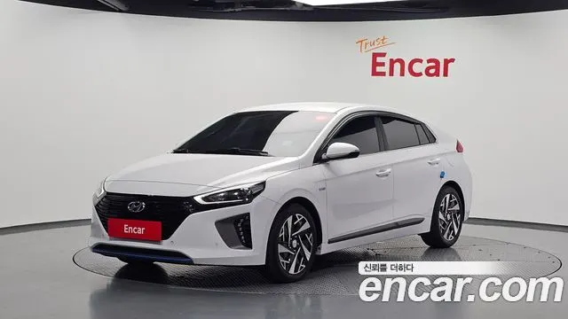 HYUNDAI IONIQ HYBRID 2016