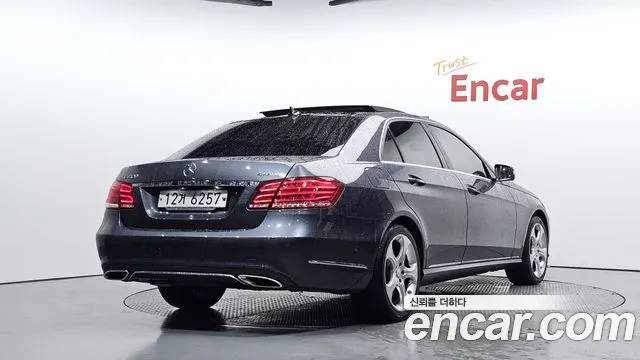 MERCEDES-BENZ E-CLASS W212 2016