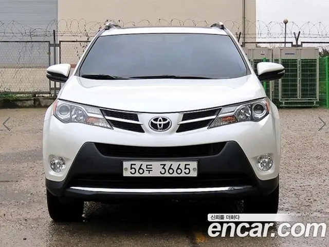 TOYOTA RAV4 2015