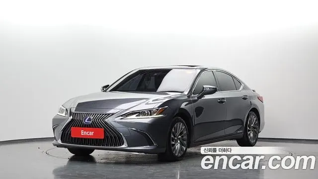 LEXUS ES300H 2019