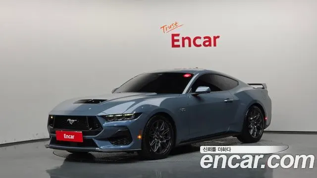 FORD MUSTANG 2024
