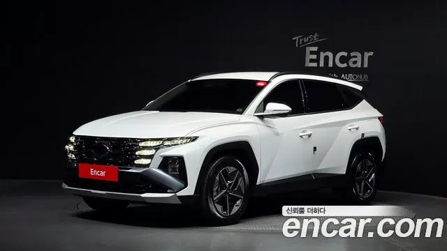 HYUNDAI TUCSON HYBRID 2024