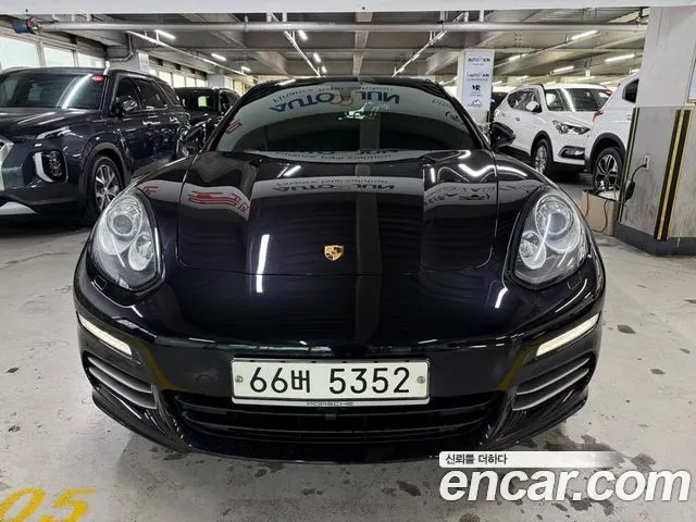PORSCHE PANAMERA 2014